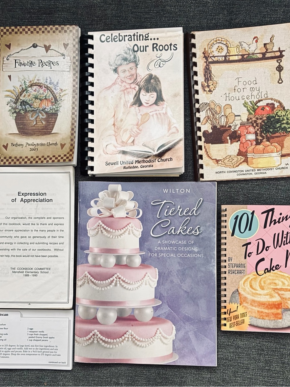 Wilton Tiered Cakes Cookbook - Pink, White and Purple Cover